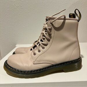 Dr Doc Martens Kids 1460 8-Eye Leather Combat Boots Taupe Kids 25634 US Size 3